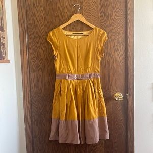 Vintage Dear Creatures Small Gold dress with Blush Purple Detailing